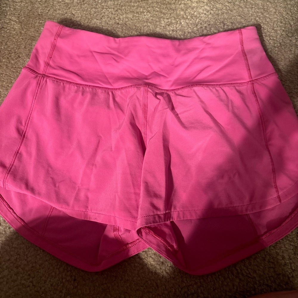 Like new lulu lemon shorts size 2 in perfect condition speed ups